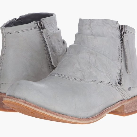 NEW!!! Out of stock Catepillar Boot - Picture 5 of 11